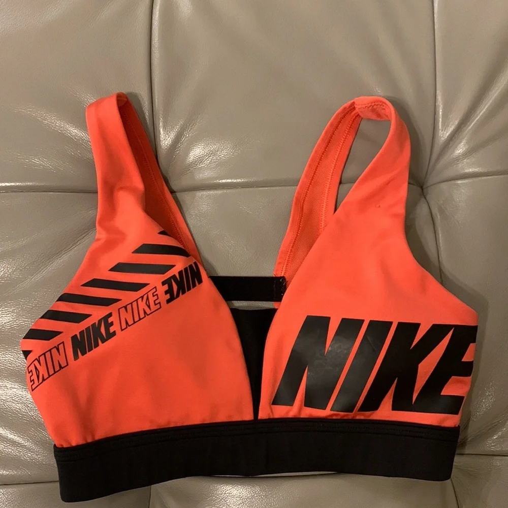 Nike Ember Glow & Black Indy Plunge Light-Support Sports Bra